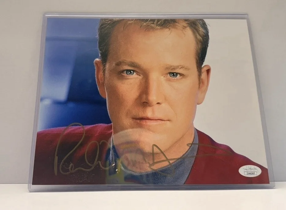 Robert Duncan McNeill — Robert Duncan McNeill Star Trek Voyager 8x10 Signed Photo JSA COA, изображение 3