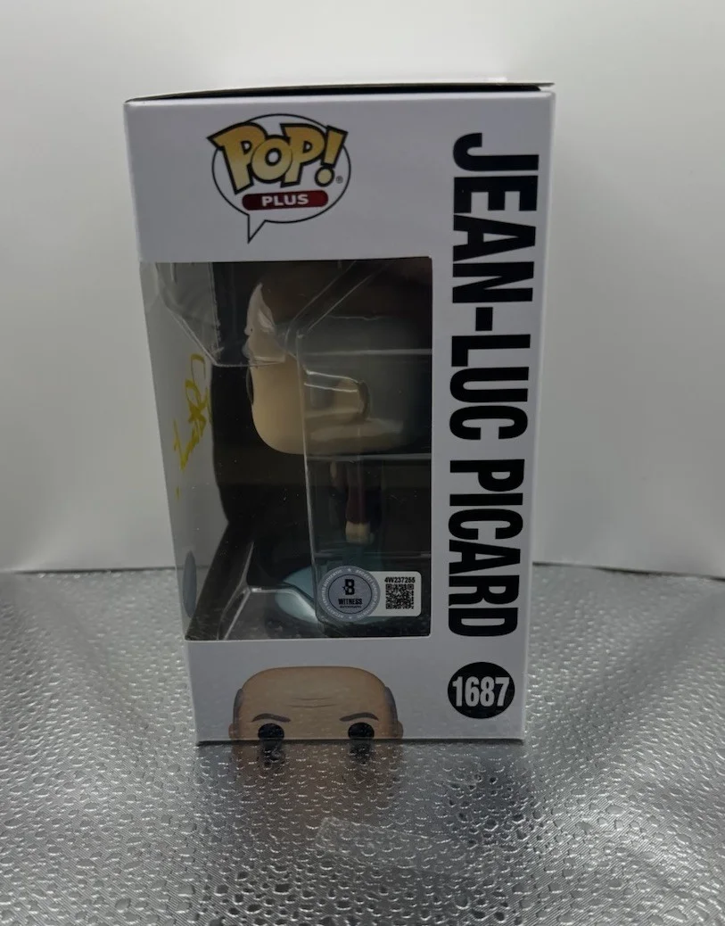 Patrick Stewart — PATRICK STEWART SIGNED STAR TREK JEAN-LUC PICARD FUNKO POP GLITTER BAS BECKETT, image 4