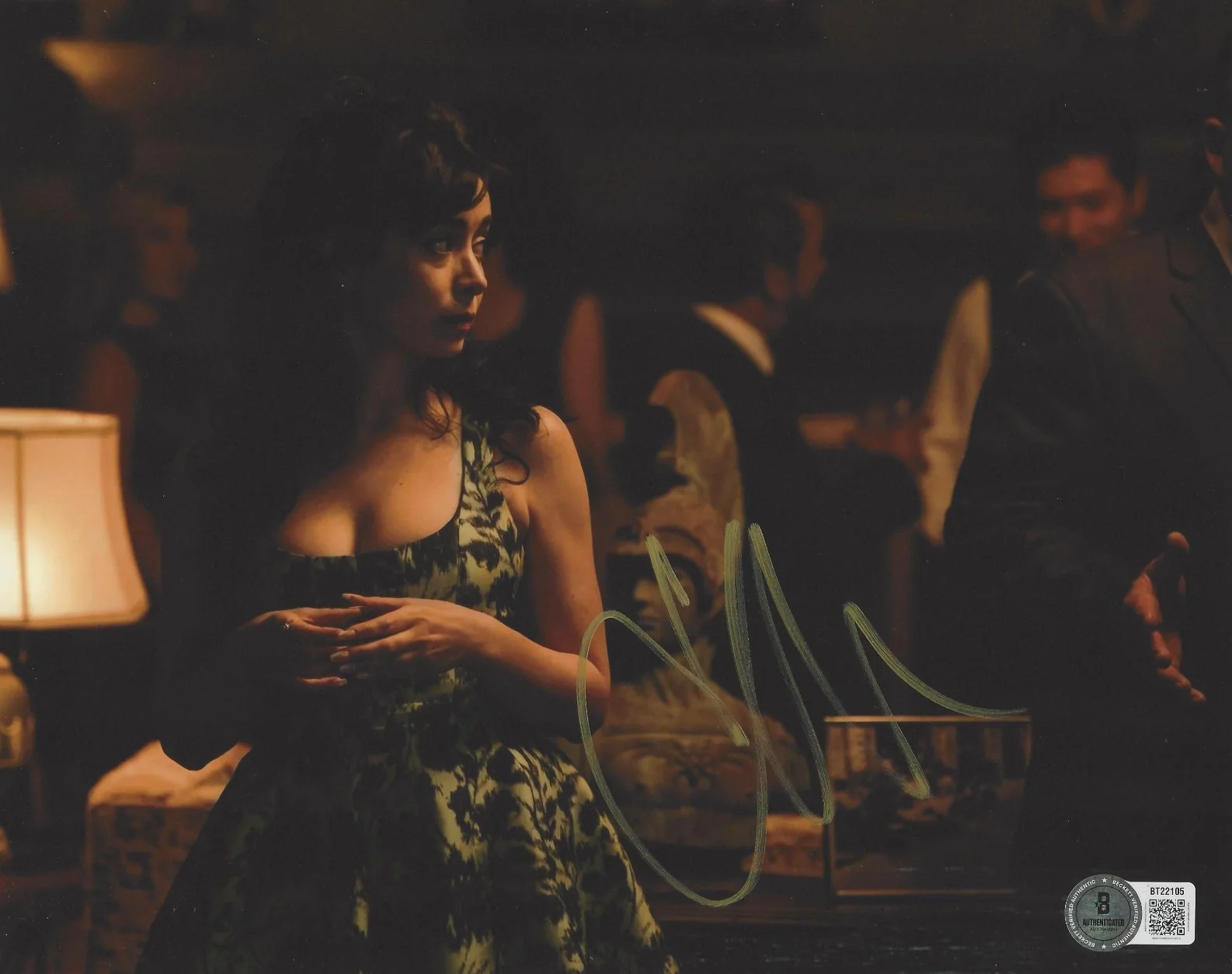 CRISTIN MILIOTI SIGNED 'THE PENGUIN' SOFIA FALCONE 8x10 PHOTO BECKETT BAS COA, изображение 2