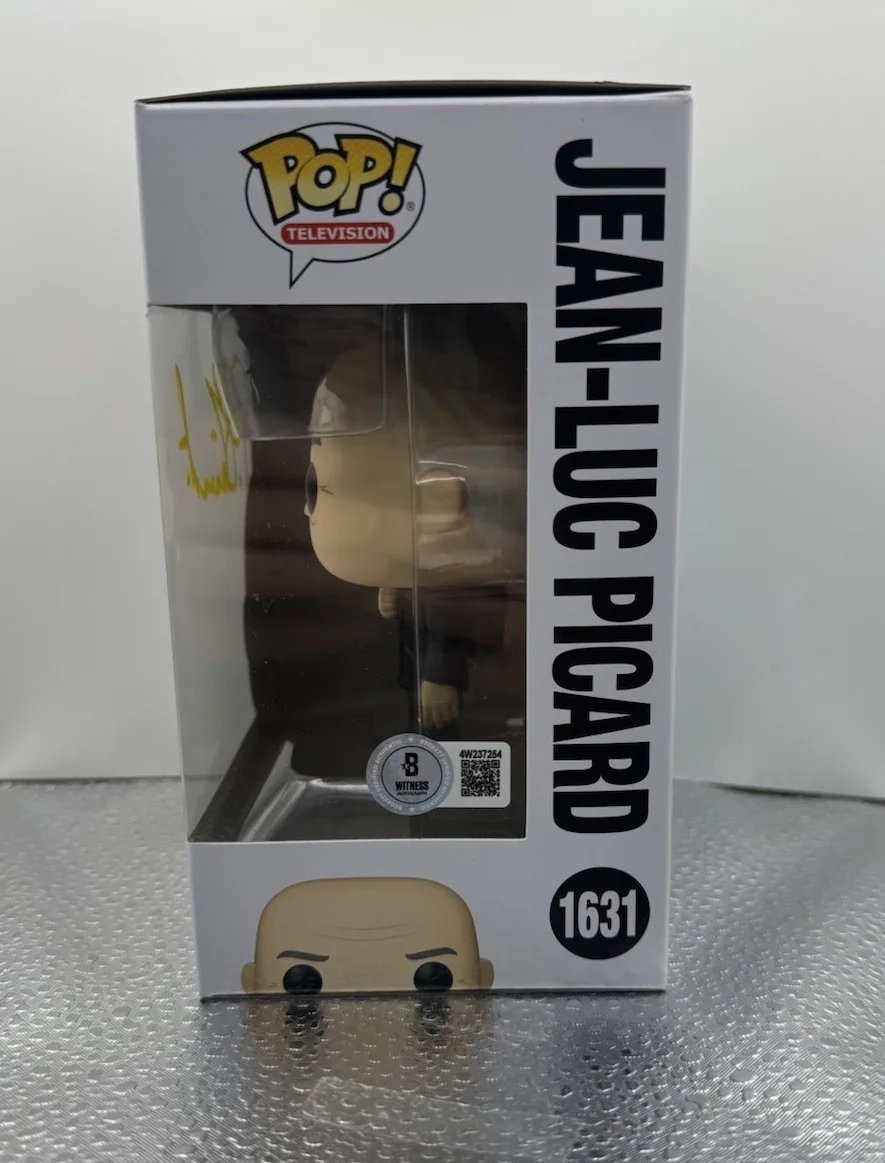 Patrick Stewart — PATRICK STEWART SIGNED STAR TREK JEAN-LUC PICARD FUNKO POP BAS BECKETT 2, image 4