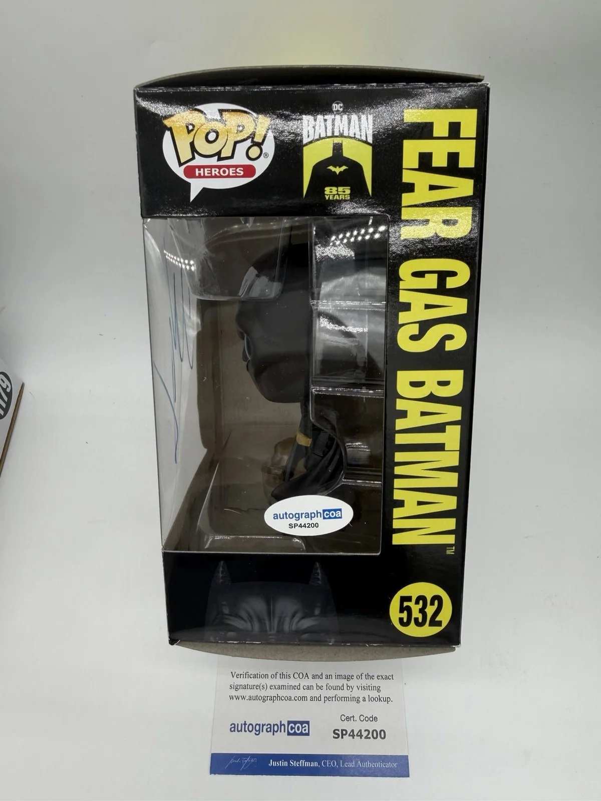 Christian Bale — Christian Bale signed Batman Fear Gas Funko Pop 532 Not Val Kilmer Batarang SNL, изображение 3