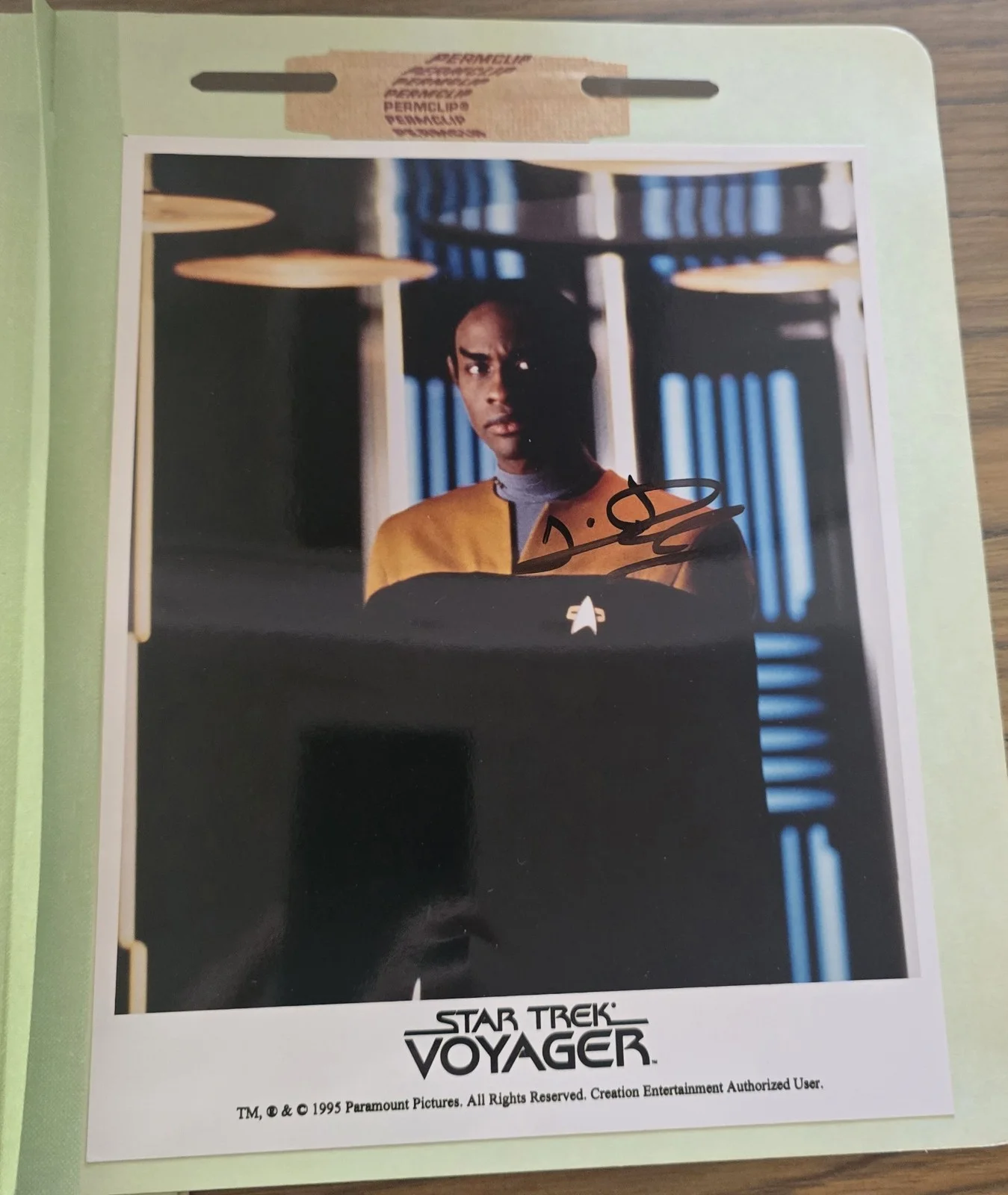 Tim Russ — Tim Russ autographed signed 8x10 photo Star Trek Voyager Tuvok