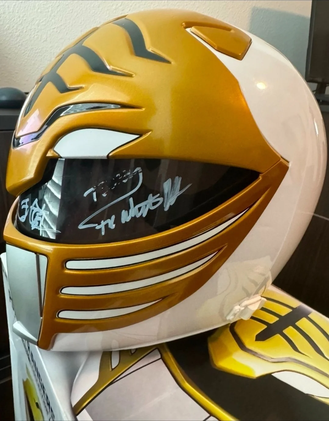 Jason David Frank — Jason David Frank Autograph Signed White Ranger Lightning Collection Helmet, image 4