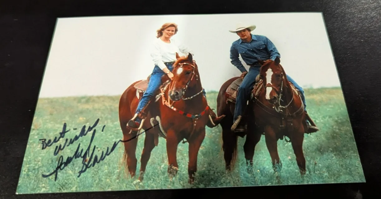 Isabel Glasser — 4x6 Signed Photo – Isabel Glasser – Autographed – No COA