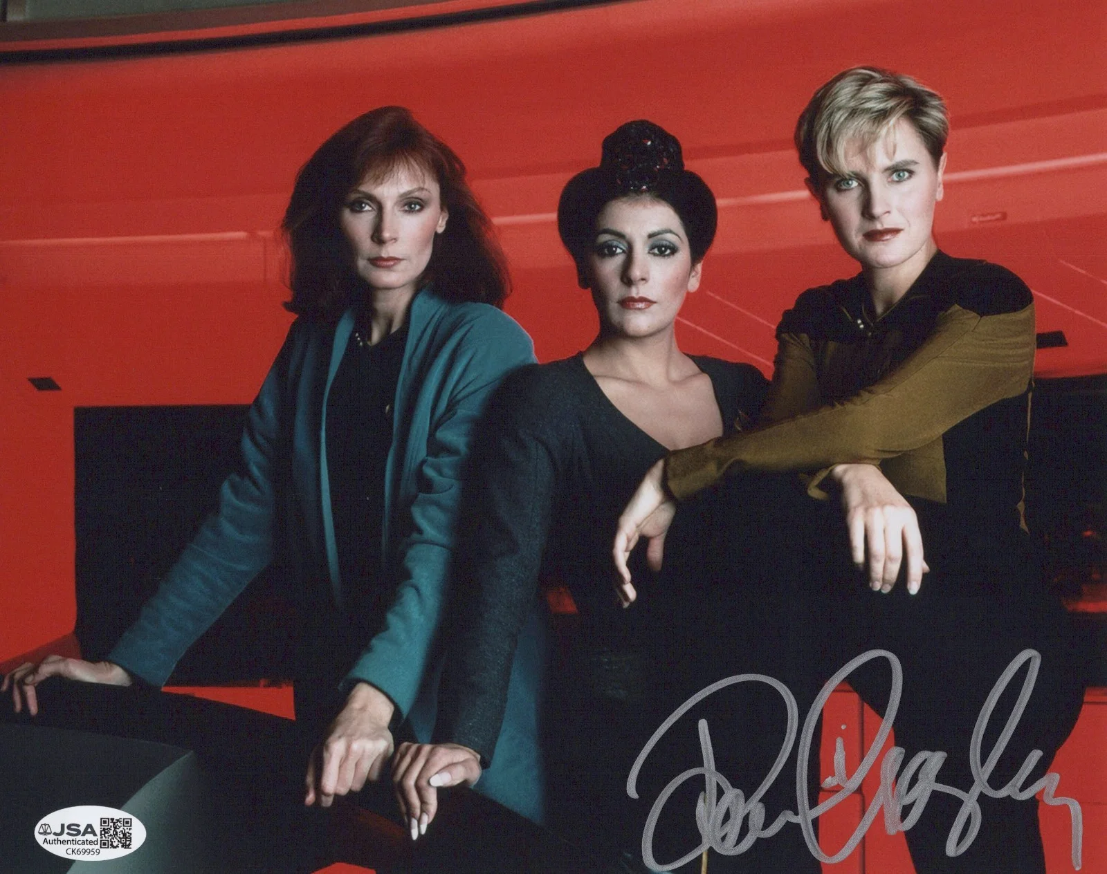 Denise Crosby — Star Trek The Next Generation- Denise Crosby signed Tasha Yar 8x10 photo JSA COA