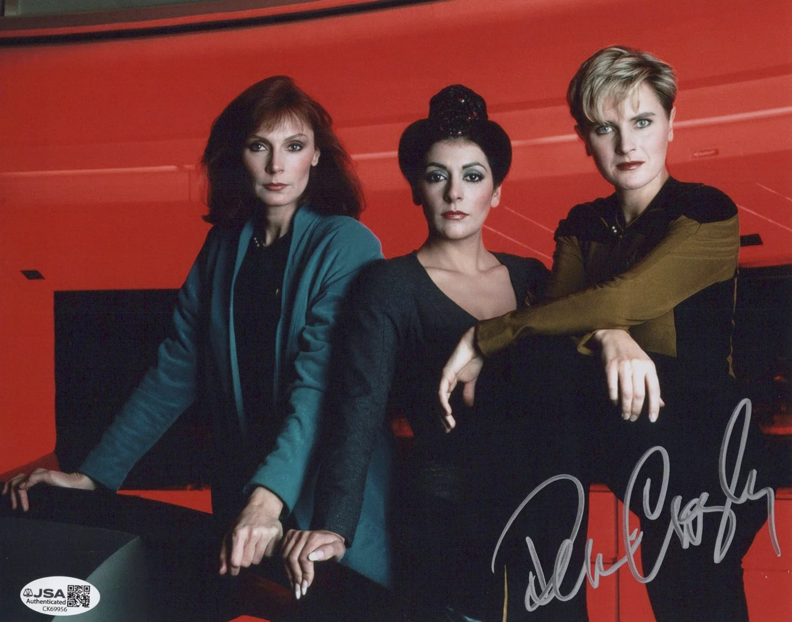 Denise Crosby — Star Trek The Next Generation- Denise Crosby signed Tasha Yar 8x10 photo JSA COA