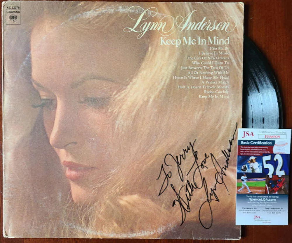 Lynn Anderson — Lynn Anderson JSA Cert Signed Keep Me In Mind Album W/ Vinyl Autograph