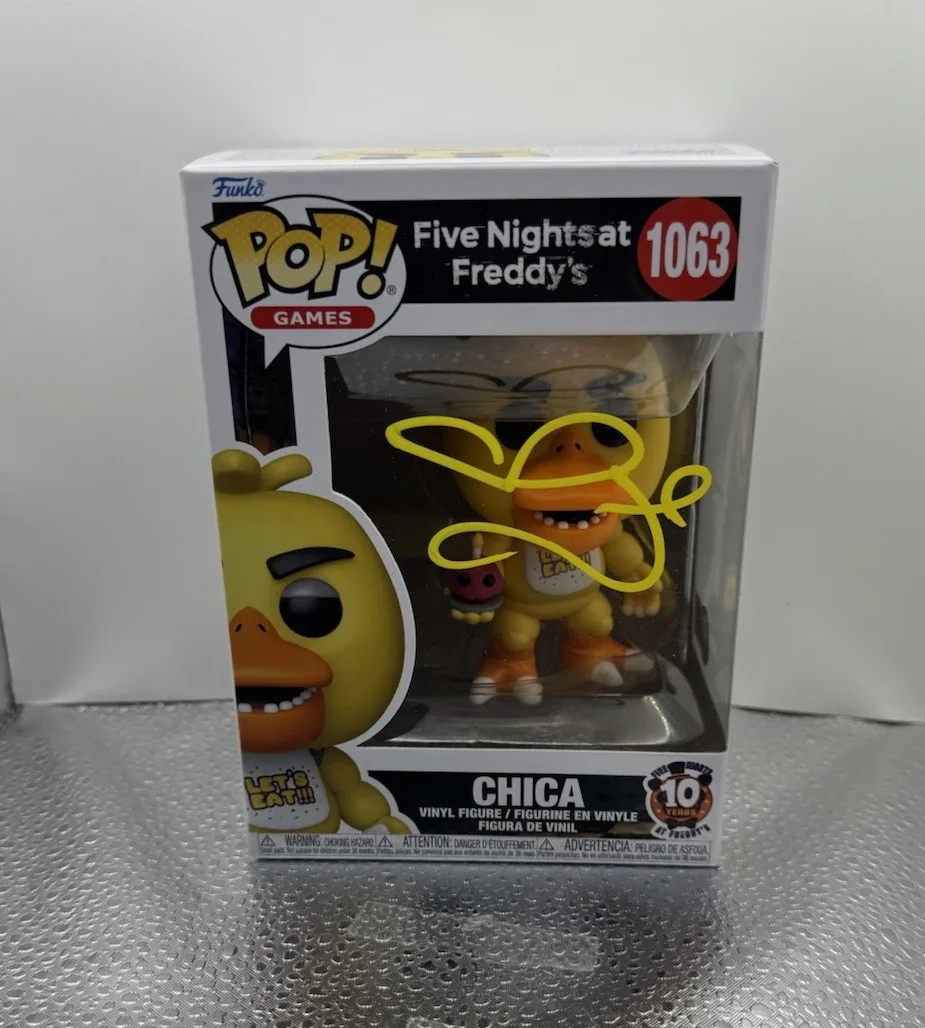 Megan Fox — MEGAN FOX SIGNED FIVE NIGHTS AT FREDDYS CHICA FUNKO POP BECKETT BAS