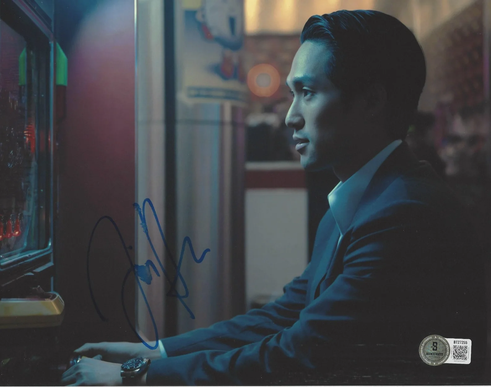 JIN HA SIGNED 'PACHINKO' BAEK 8x10 PHOTO TV ACTOR AUTOGRAPH BECKETT BAS COA, изображение 2