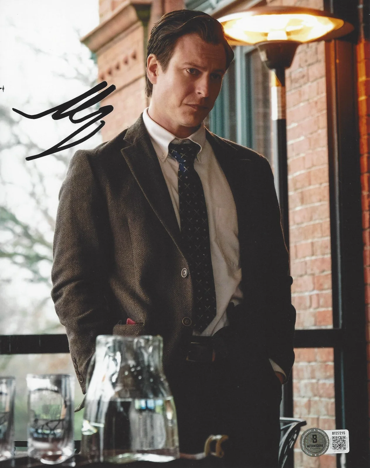 NOAH SEGAN SIGNED 'KNIVES OUT' 8x10 MOVIE PHOTO AUTOGRAPH ACTOR BECKETT BAS COA, изображение 2