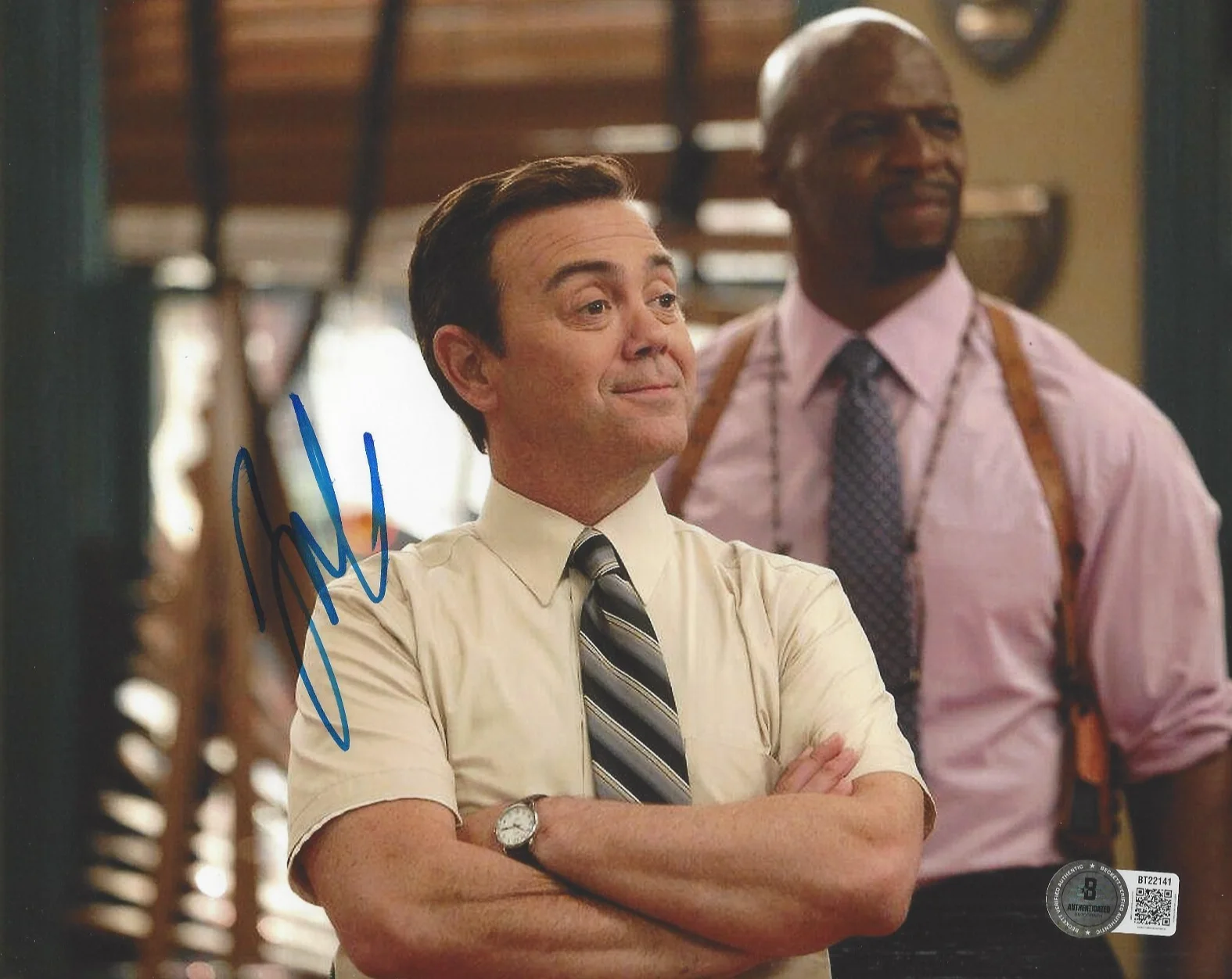 JOE LO TRUGLIO SIGNED 'BROOKLYN 99' 8x10 PHOTO 2 ACTOR AUTOGRAPH BECKETT BAS COA, изображение 2