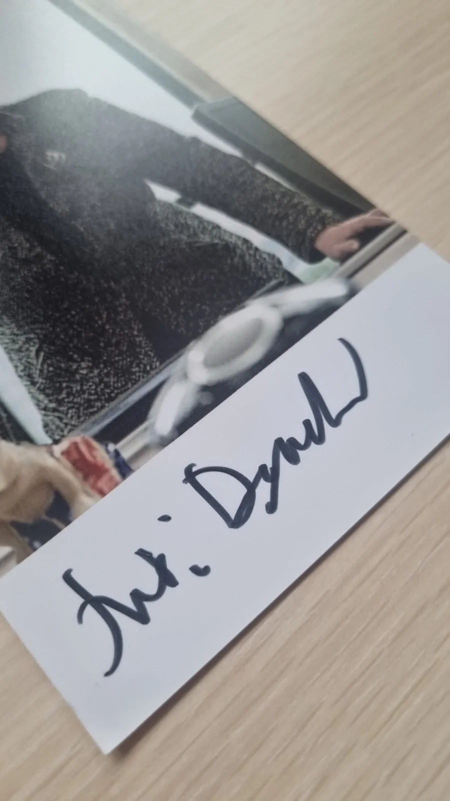 Dame Judi Dench — DAME JUDY DENCH M from 007 JAMES BOND 10×15 SIGNED PICTURE, image 2