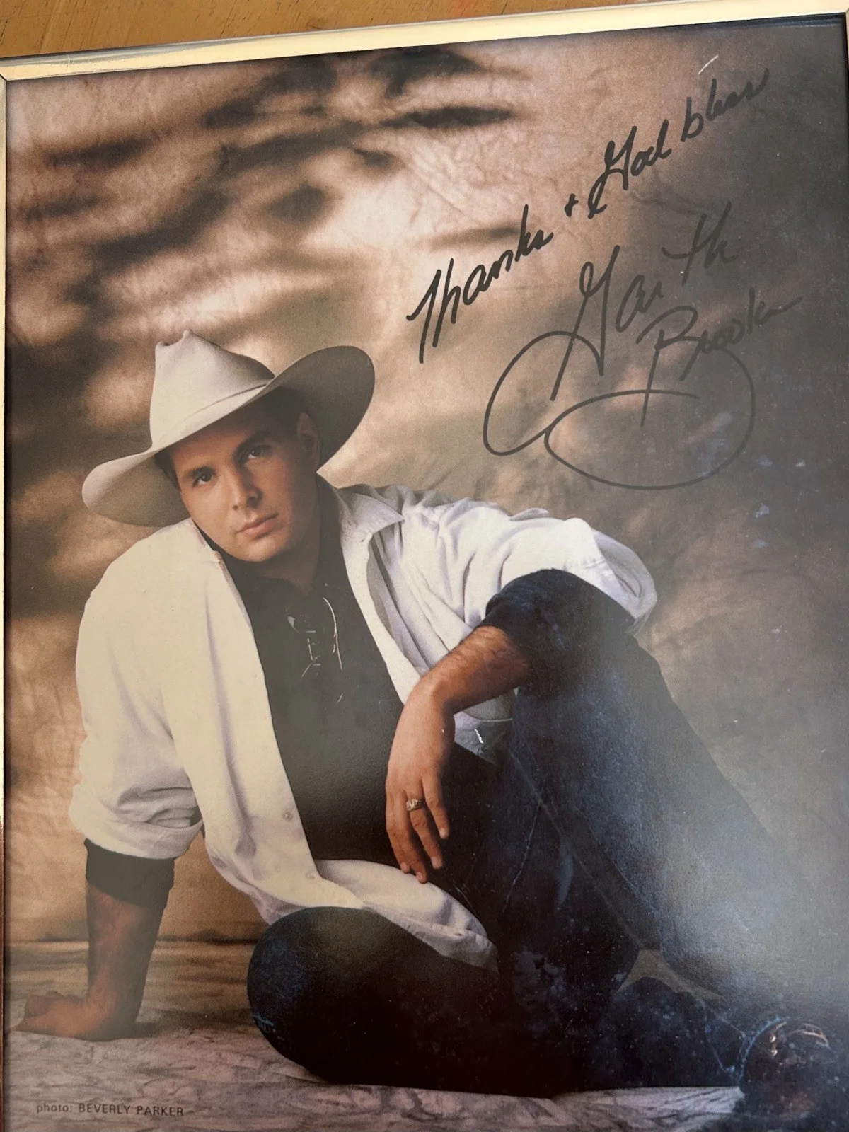 Garth Brooks — GARTH BROOKS SIGNED AUTOGRAPH 8X10 PHOTO - FULL SIGNATURE, COUNTRY LEGEND, изображение 3