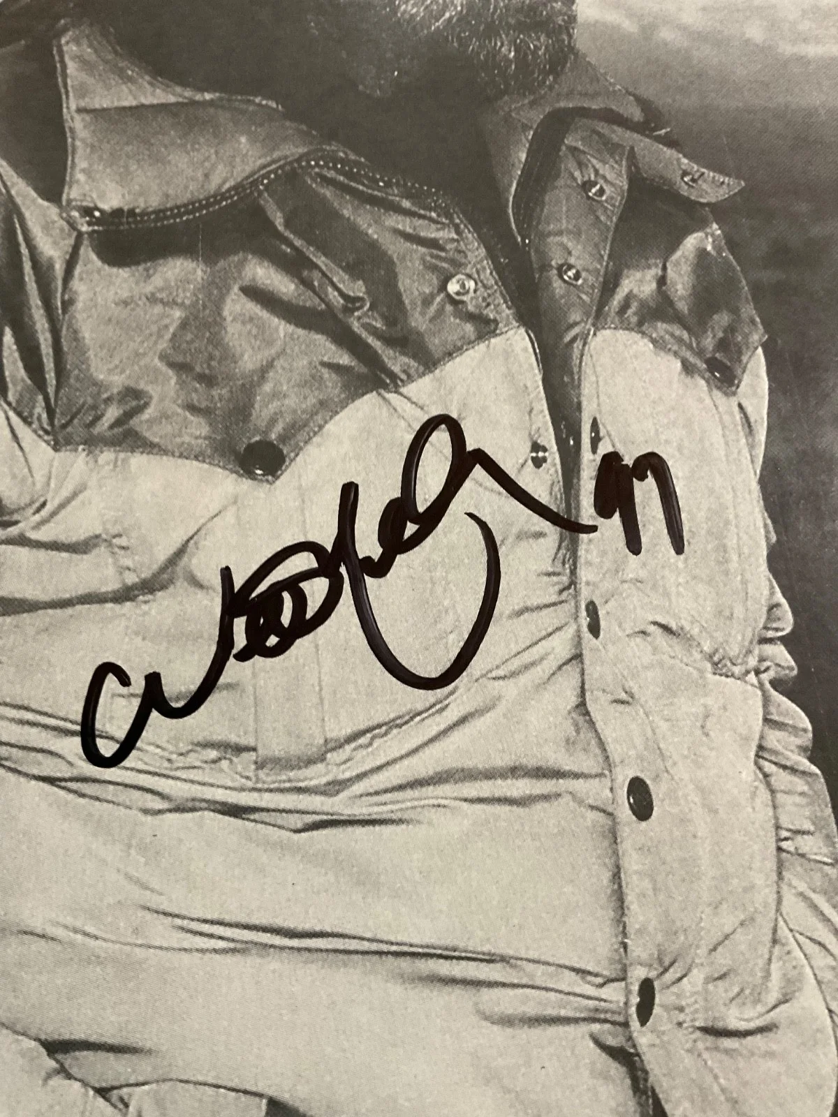 WILLIE NELSON SIGNED LP COVER LP TROUBLEMAKERS JSA CK39528 RARE, image 2