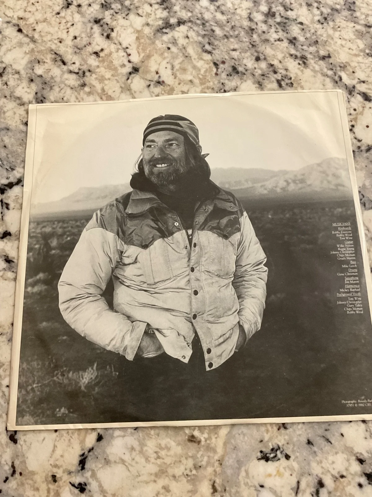 WILLIE NELSON SIGNED LP COVER LP TROUBLEMAKERS JSA CK39528 RARE, image 5