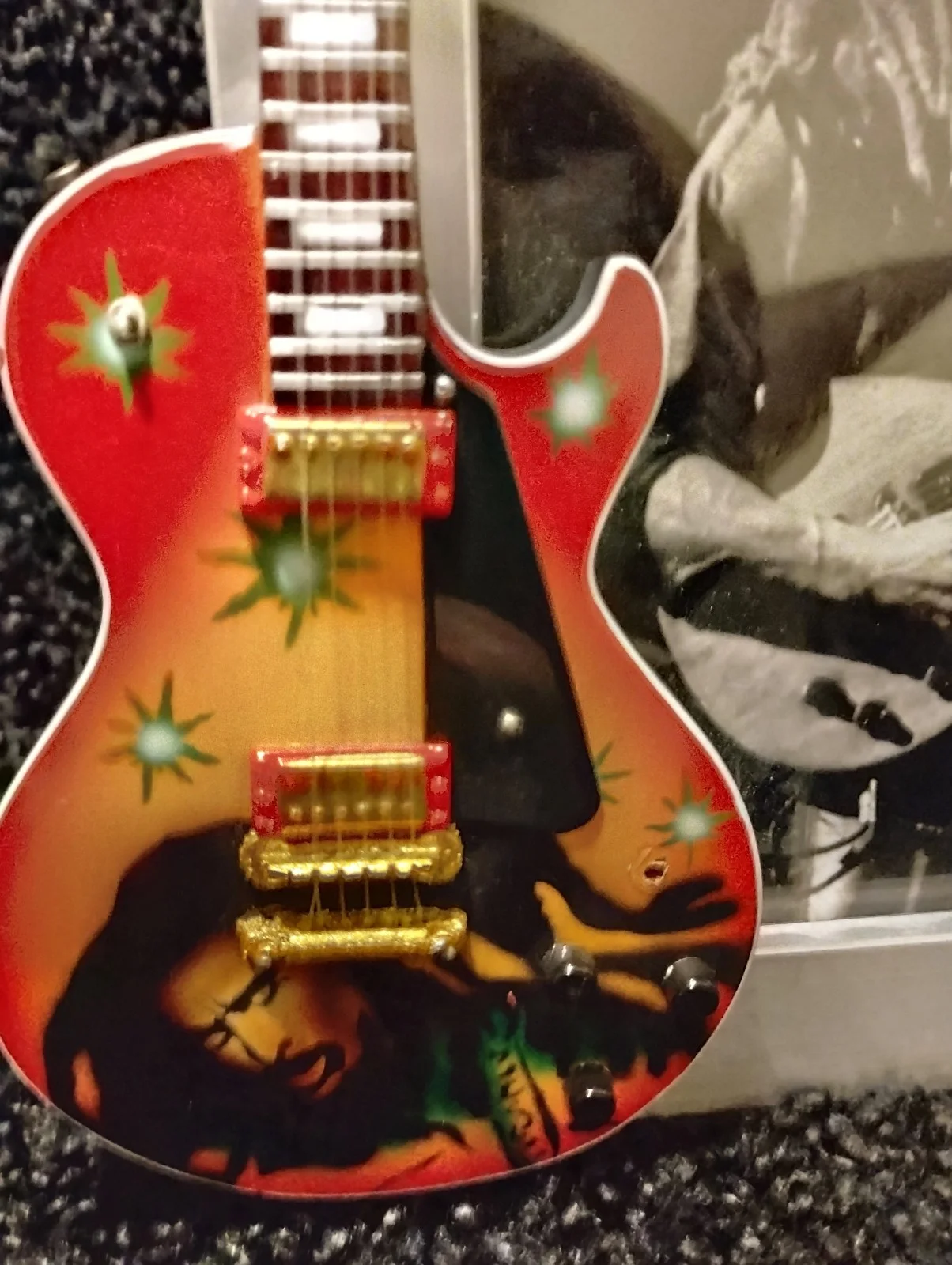 BOB MARLEY XL FLEECE BLANKET / GUITAR FRAMED BOB MARLEY PHOTO LOT, изображение 5