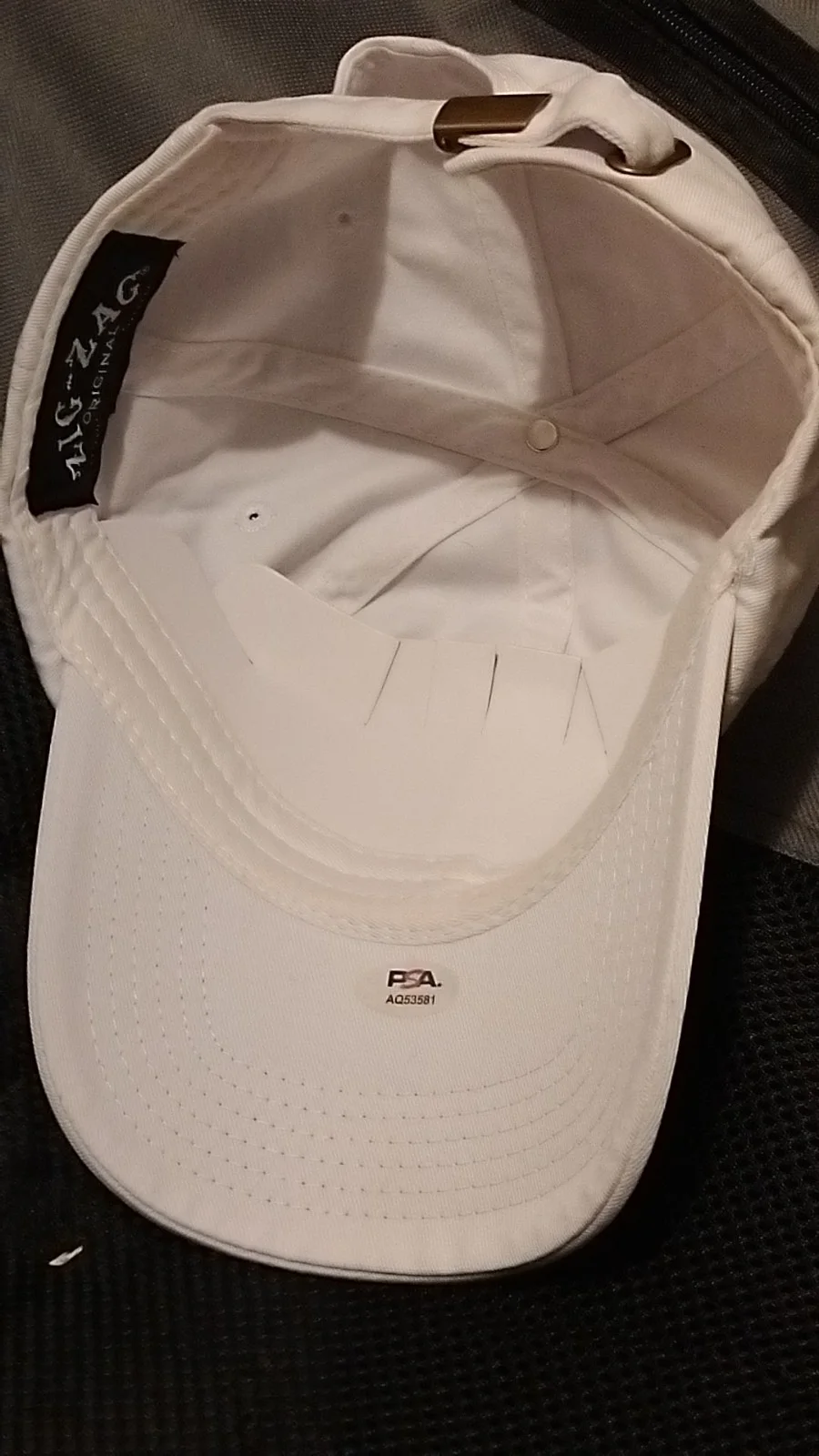 Daniel Radcliffe — Daniel Radcliffe Autographed Hat PSA Authenticated, image 2