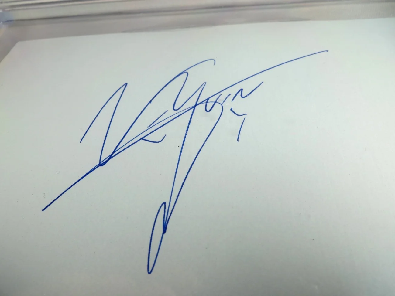 Vince Neil Signed Autographed Cut Signature Motley Crue Singer BAS Auto Grade 10, изображение 2