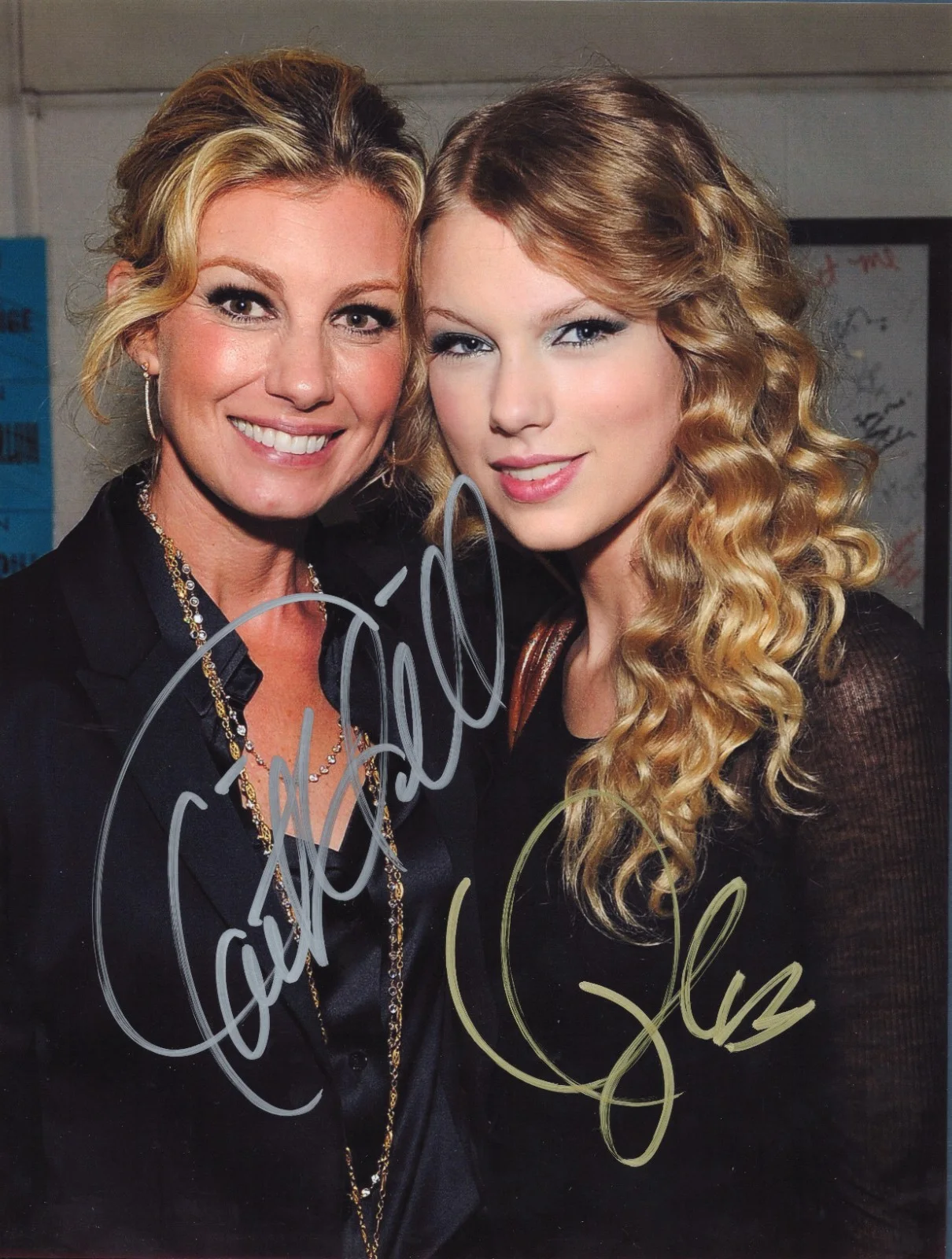 Taylor Swift & Faith hill — Taylor Swift & Faith Hill Signed Autographed 8x10 Glossy Color Photo W/COA