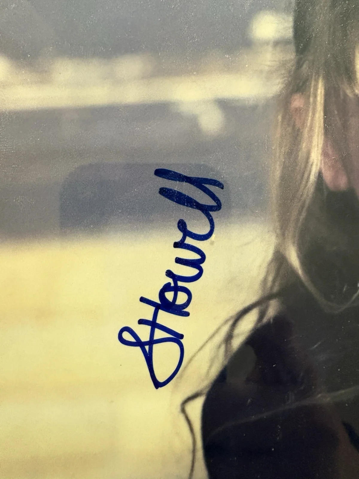 Summer H. Howell — Summer H. Howell Signed Curse of Chucky 8x10 Photograph Autograph Movies, изображение 2