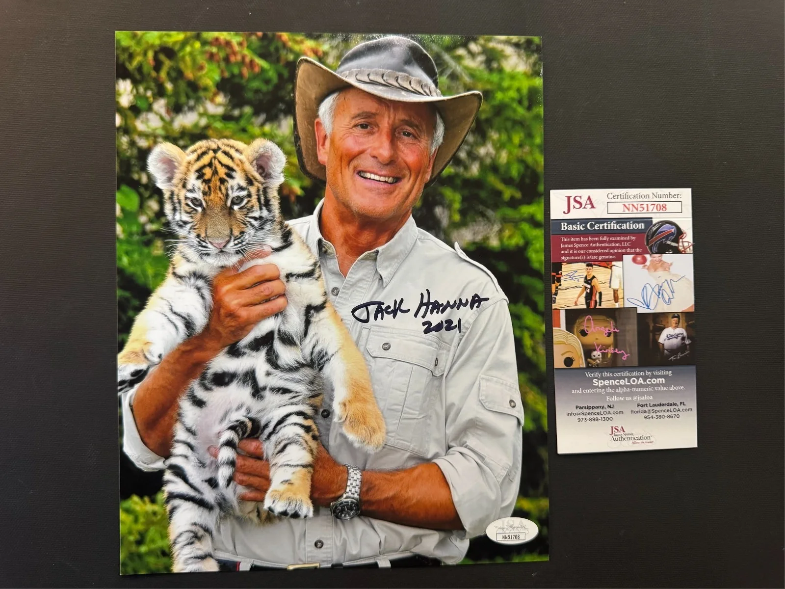 Jack Hanna — Jack Hanna Rare! autographed signed Wild Zookeeper 8x10 photo Spence JSA coa