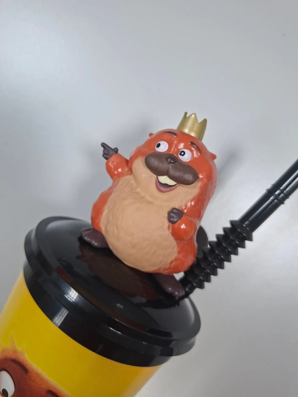 DISNEY'S PIXAR HOPPERS 2026 DRINK CUP 0,50ML + TOPPER + STRAW EXCLUSIVE CINEMA, изображение 2