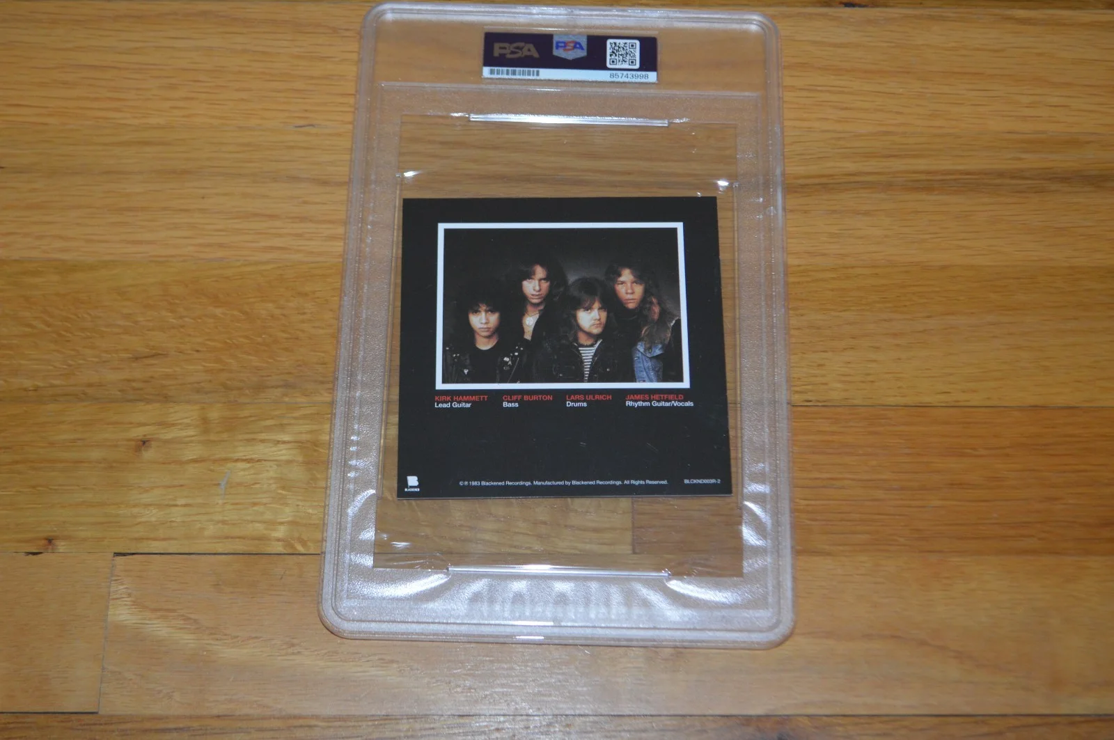 Metallica ~ Kirk Hammett Signed "Kill Em All" CD Booklet ~ Encapsulated PSA COA, image 4