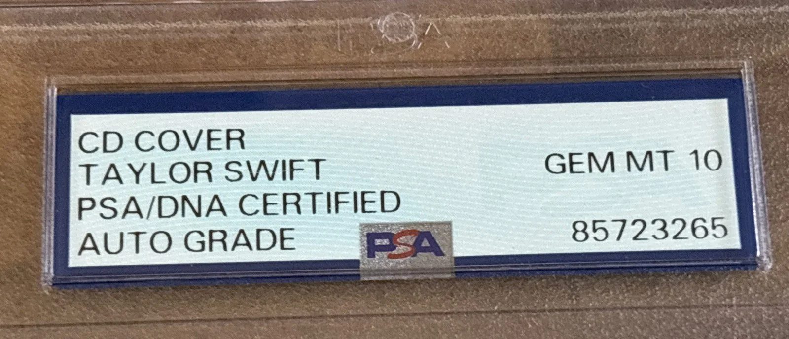 Taylor Swift — Taylor Swift Signed Heart The Life of a Showgirl CD PSA Gem 10 Auto Authentic, изображение 2