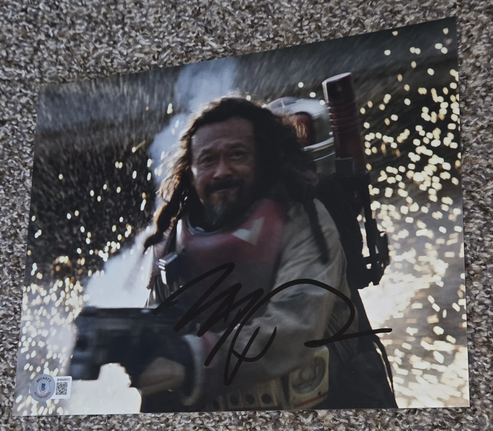 JIANG WEN - 8x10 Signed Autograph Auto Rogue One Andor Beckett BAS, изображение 2