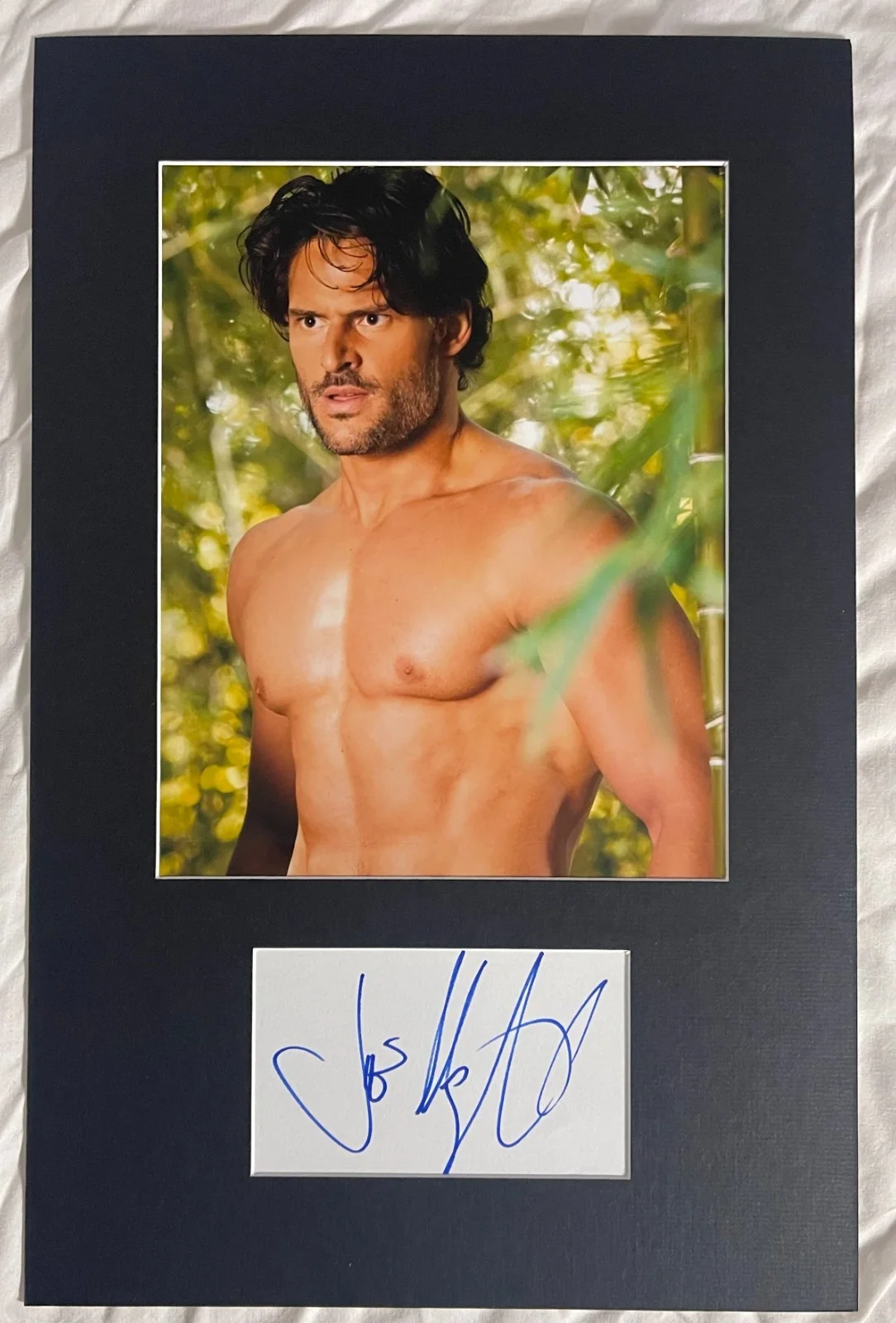 JOE MANGANIELLO — Joe Manganiello True Blood matted signed index card with photo 11x17 #2