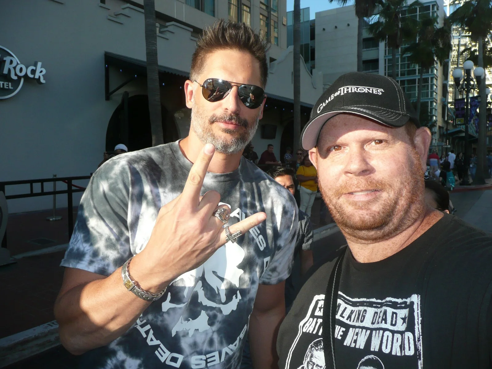 JOE MANGANIELLO — Joe Manganiello True Blood matted signed index card with photo 11x17 #2, изображение 3