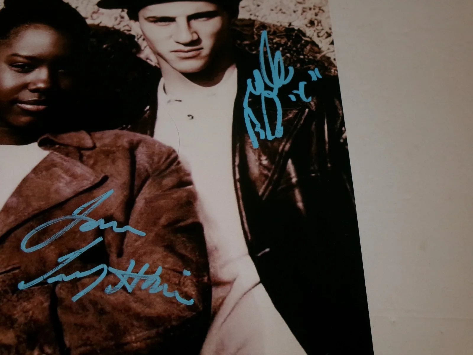 Lillo Brancato, Taral Hicks — Bronx Tale Lillo Brancato & Taral Hicks Signed 8X10 Photo JSA CERT, image 2