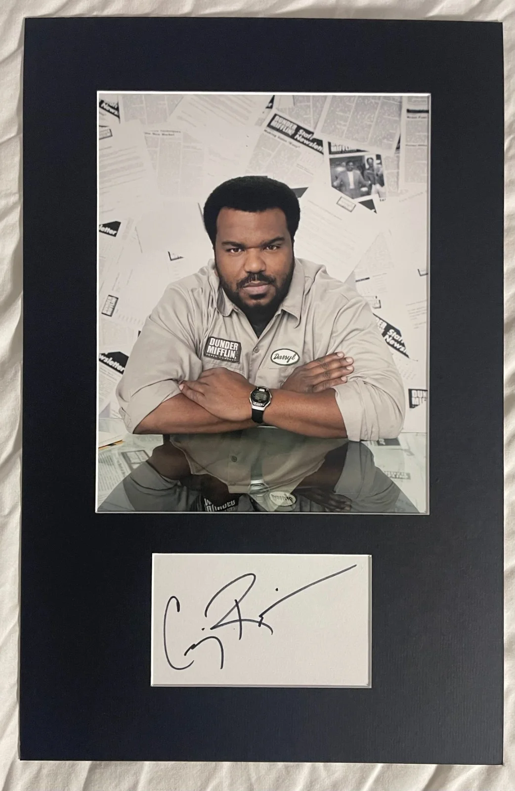 CRAIG ROBINSON — Craig Robinson The Office matted signed index card with photo 11x17 #1 Darryl