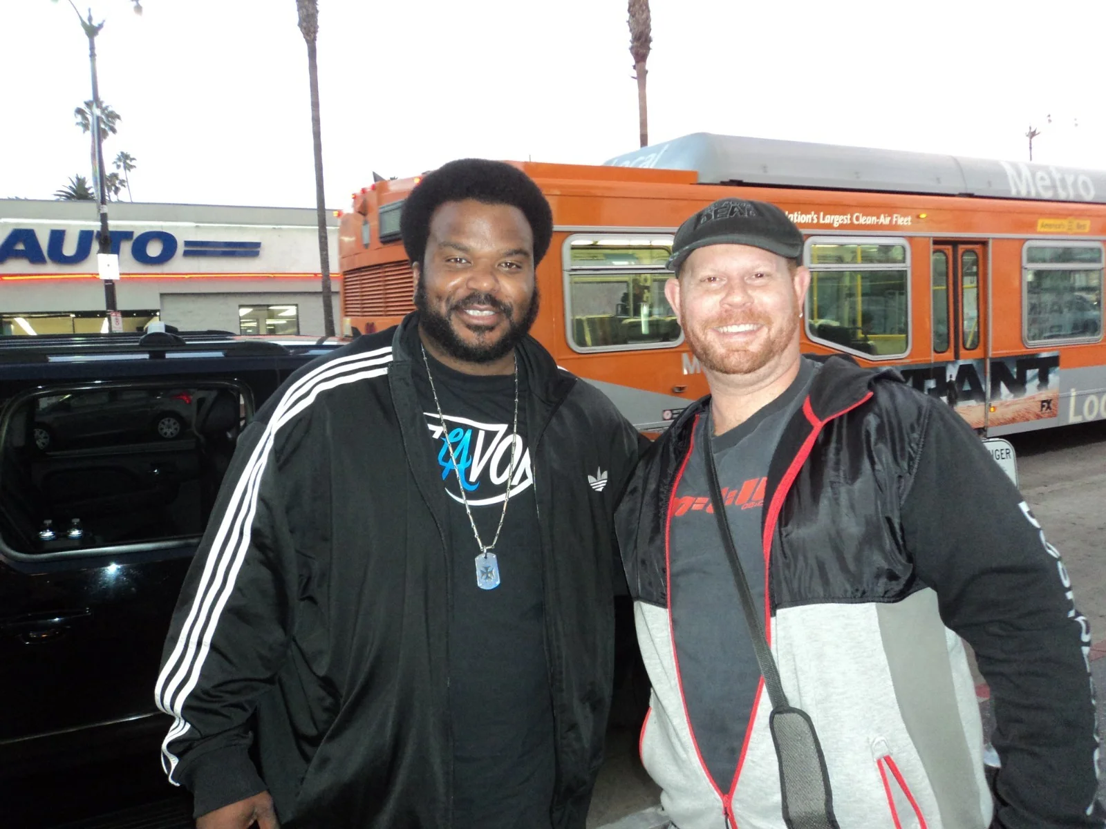 CRAIG ROBINSON — Craig Robinson The Office matted signed index card with photo 11x17 #1 Darryl, image 5