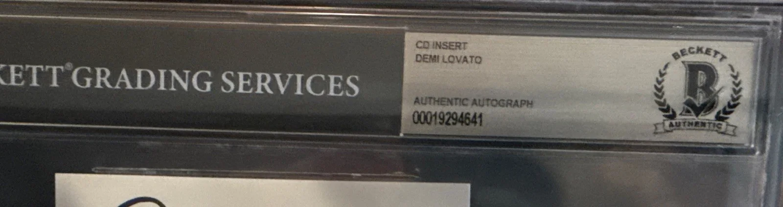 Demi Lovato Signed CD Promo Card Beckett BAS Encased Slabbed, изображение 3