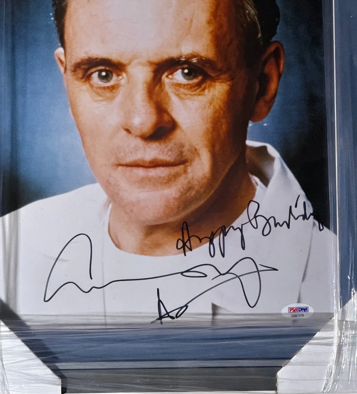ANTHONY HOPKINS — ANTHONY HOPKINS SIGNED "SILENCE OF THE LAMBS" MOVIE 11x14 PHOTO FRAMED PSA/DNA, изображение 2