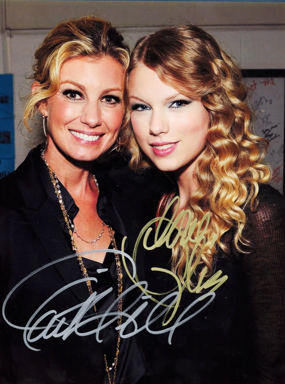 Taylor Swift & Faith hill — Taylor Swift & Faith Hill Signed Autographed 8x10 Glossy Color Photo W/COA