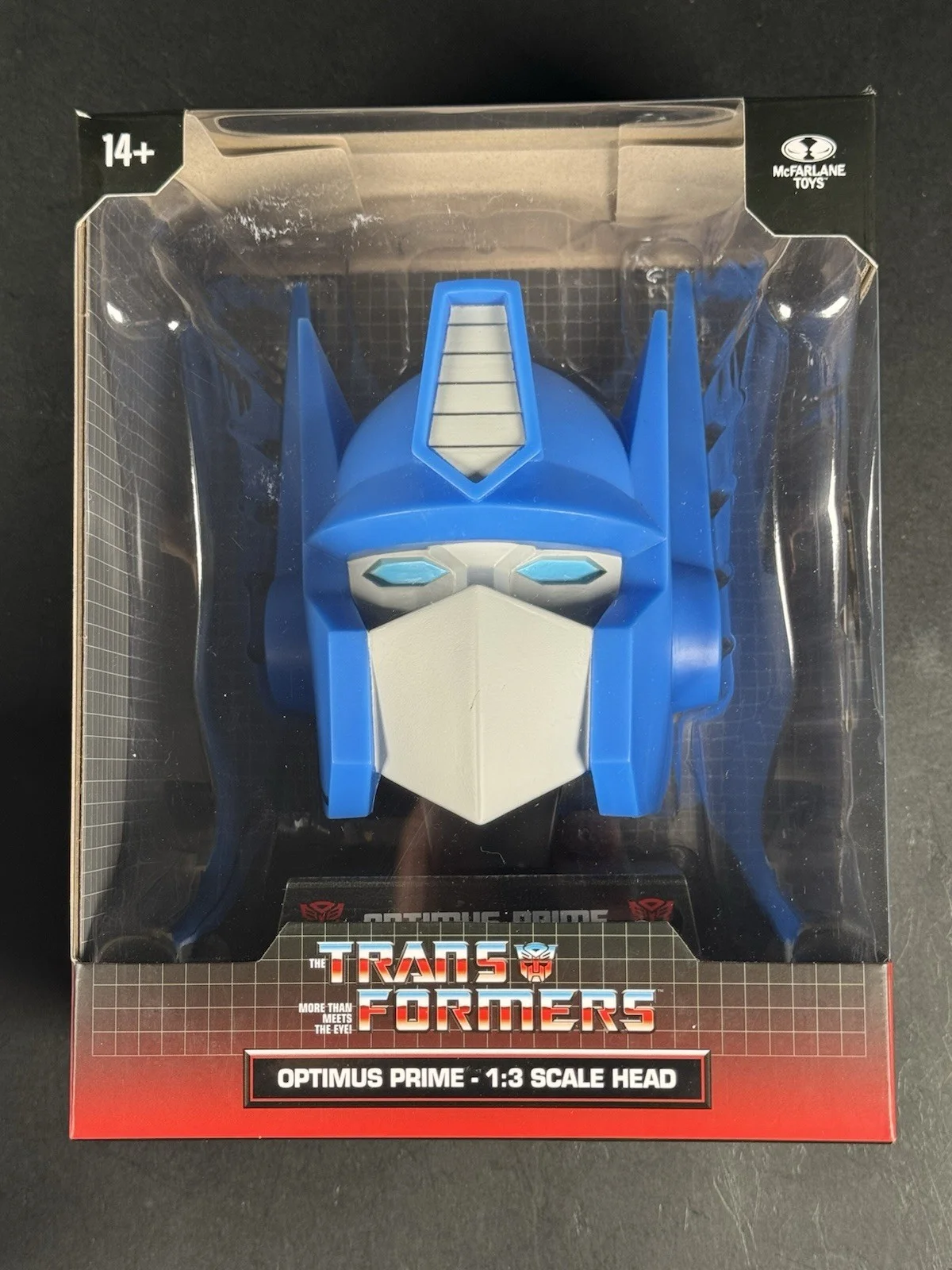 Peter Cullen — PETER CULLEN SIGNED OPTIMUS PRIME MCFARLANE 1:3 REPLICA BUST BECKETT WITNESS, изображение 4