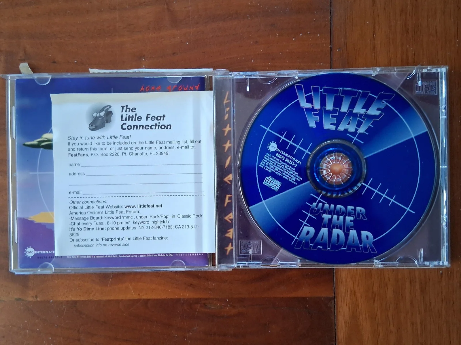 Little Feat Under the Radar CD Signed Autographed by 7 Musicians, image 2