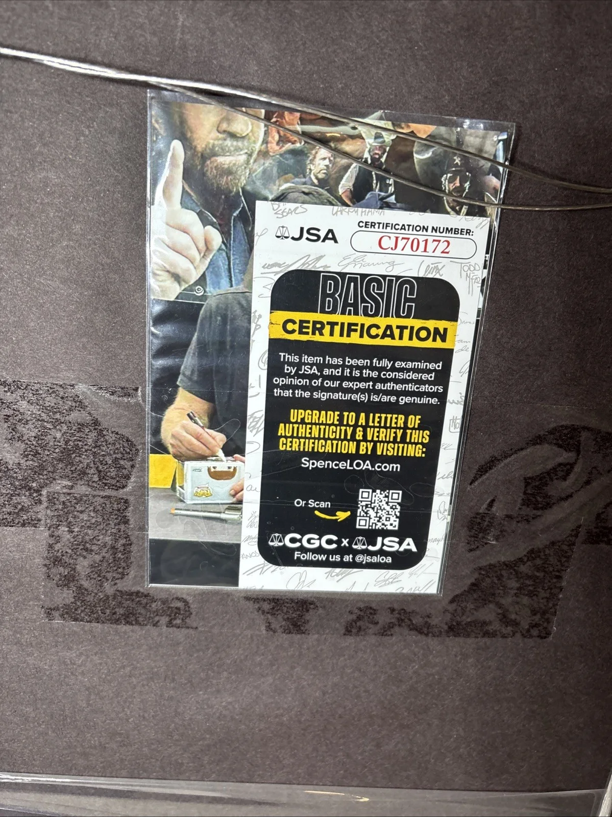 Chuck Norris — Chuck Norris Signed gun Framed Walker, Texas Ranger JSA COA Autographed AUTU, изображение 5