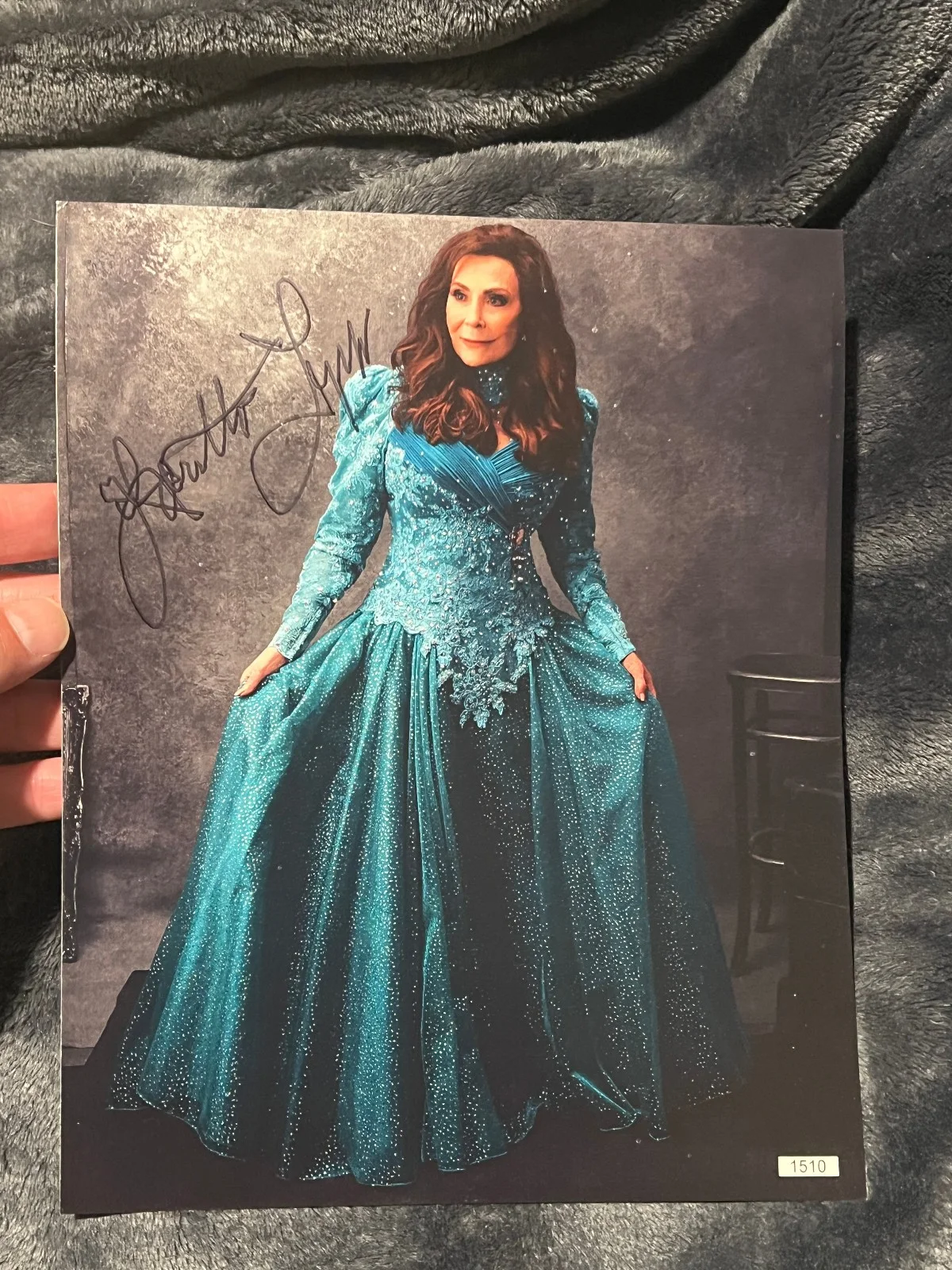 Loretta Lynn Official Hand SIgned and Numbered Album Photo - Original, image 3