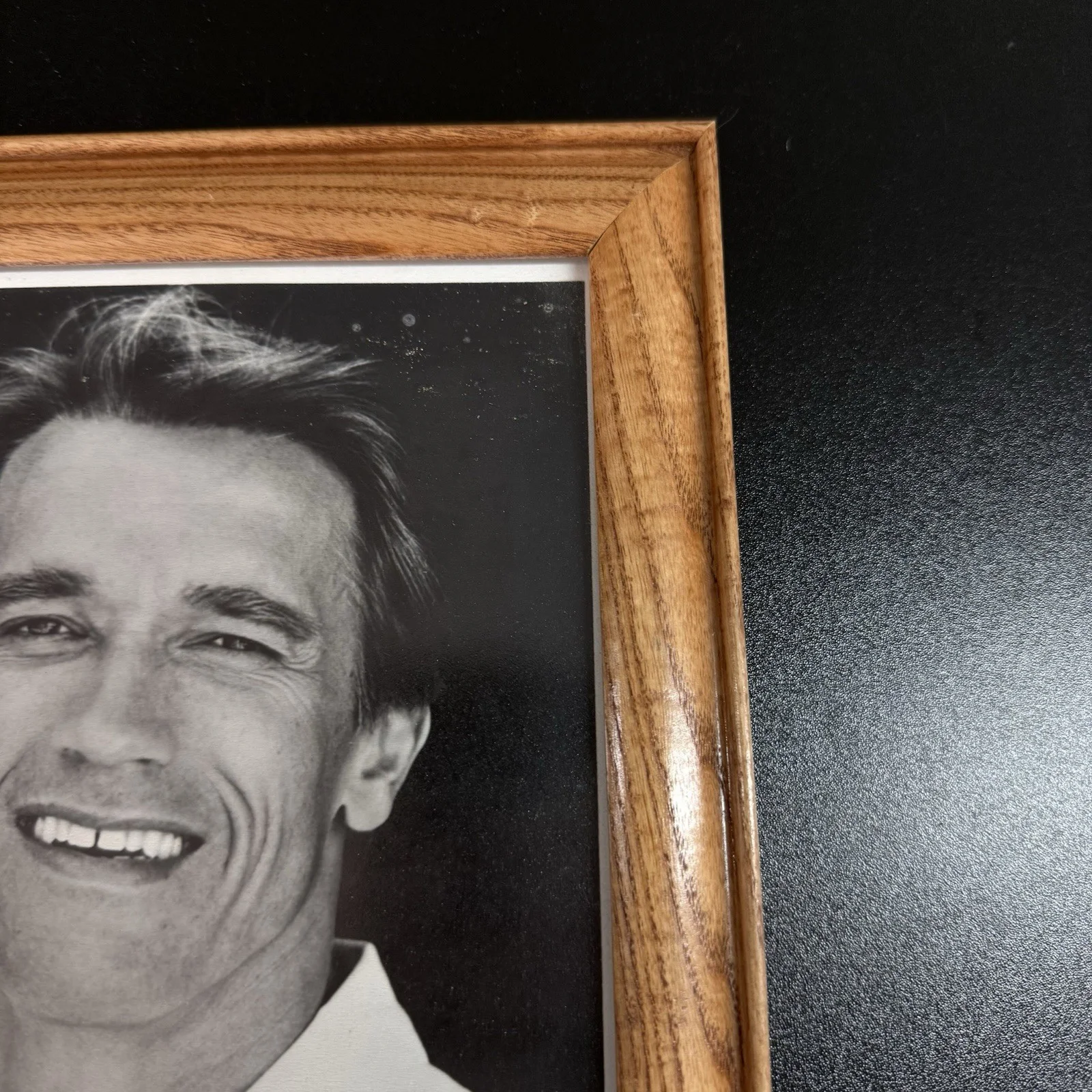 Vtg Autographed Hand Signed Framed Photo Of Arnold Schwarzenegger, image 4