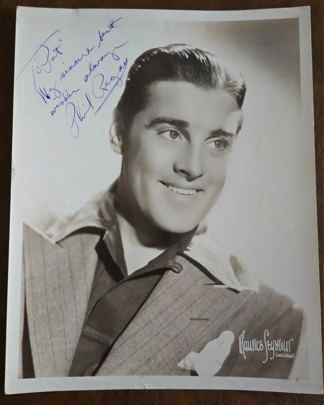 PHIL REGAN — PHIL REGAN, Movie Memorabilia Signed Photo