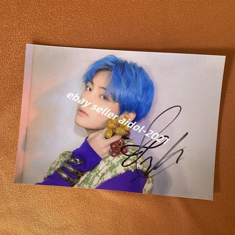 V AUTOGRAPHED SIGNED PHOTO K-POP COLLECTION 4*6 2024A, image 3