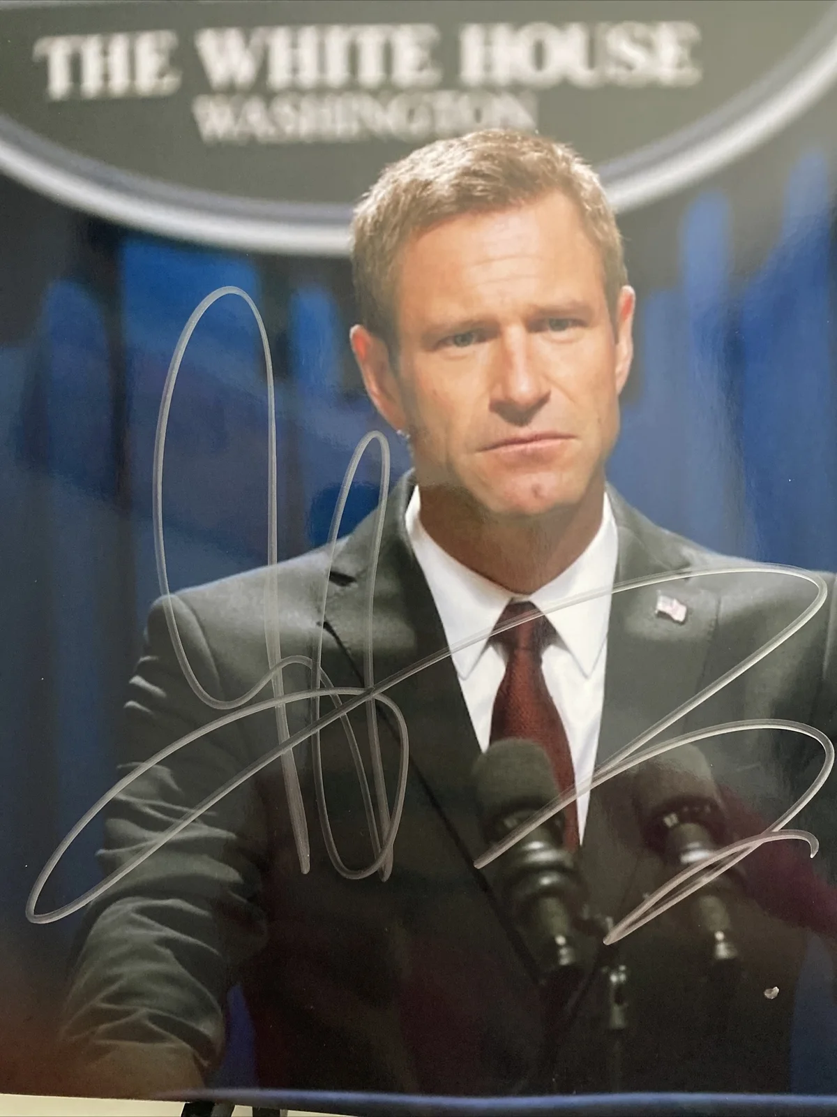 aaron eckhart autógrafo assinado foto 8x10 duas faces cavaleiro escuro batalha Batman LA, изображение 2