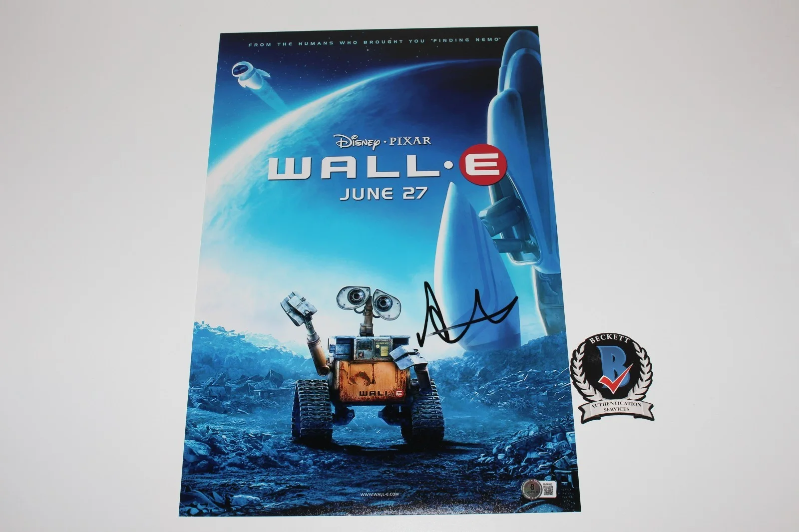 Andrew Stanton — DIRECTOR ANDREW STANTON SIGNED WALL-E 12x18 MOVIE POSTER 2 BECKETT COA AUTOGRAPH, image 3