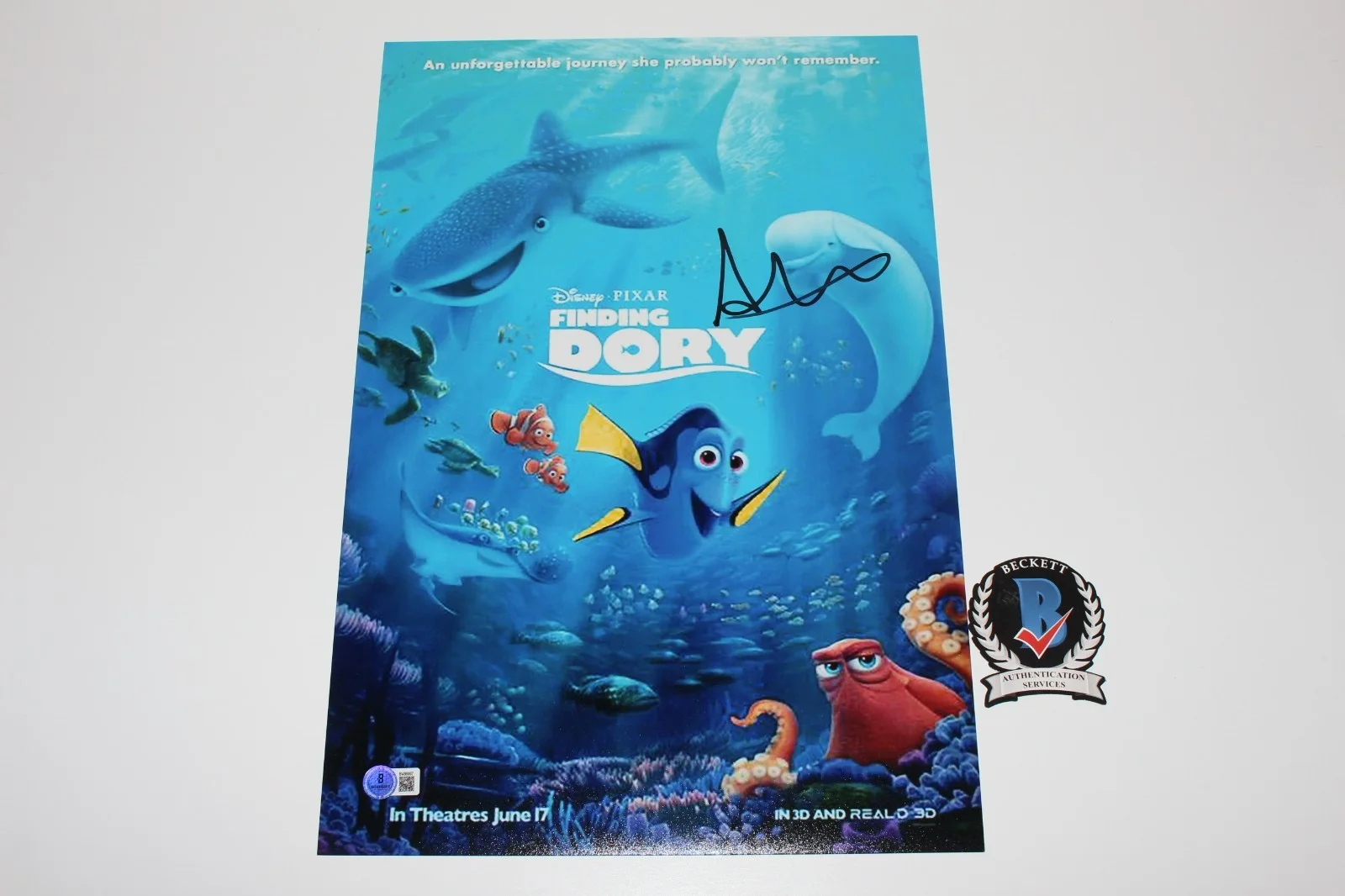Andrew Stanton — ANDREW STANTON SIGNED FINDING DORY 12x18 MOVIE POSTER DIRECTOR BECKETT COA BAS, изображение 3