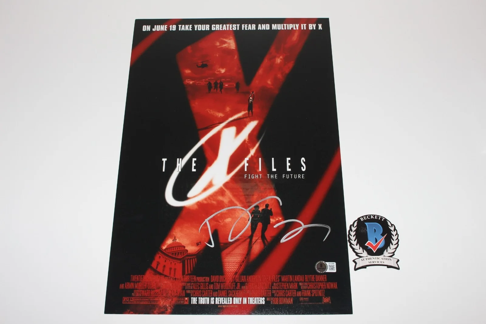 David Duchovny — DAVID DUCHOVNY SIGNED THE X FILES 12x18 SHOW POSTER FOX MULDER ACTOR BECKETT COA, изображение 3