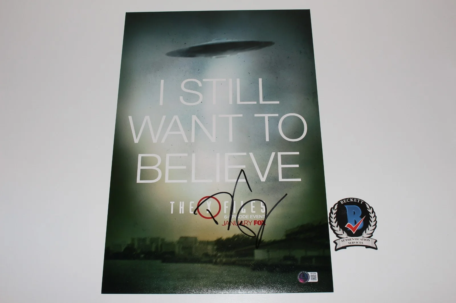 David Duchovny — DAVID DUCHOVNY SIGNED THE X-FILES 12x18 SHOW POSTER FOX MULDER ACTOR BECKETT COA, изображение 3