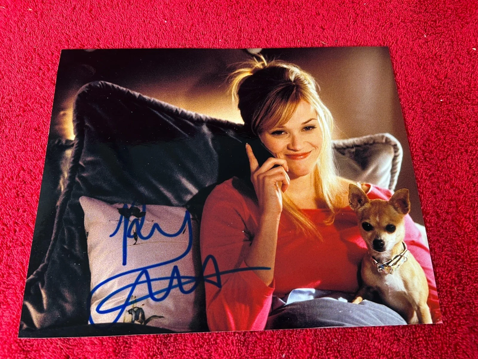 Reese Witherspoon — Reese Witherspoon - Signed Autographed 8x10" Legslly Blonde Photo